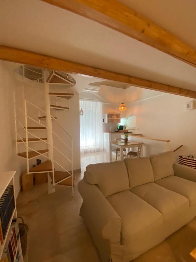 A Casa Del Console Apartment 만프레도니아 외부 사진